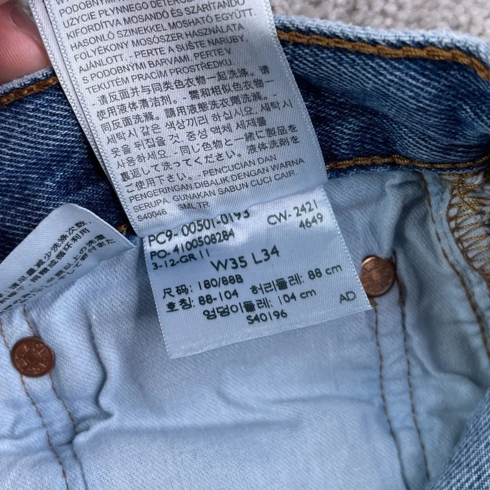Levis 501 Jeans Mens 35x34 Blue Original Fit Button Fly Straight Cotton Denim